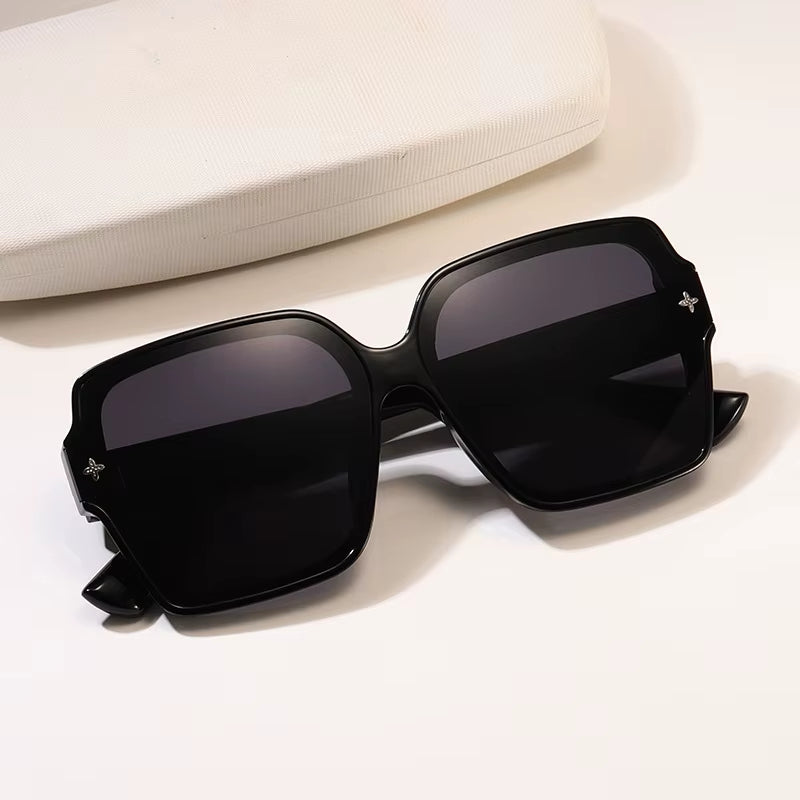 Women Fashion Square Frame UV Protection Sunglasses